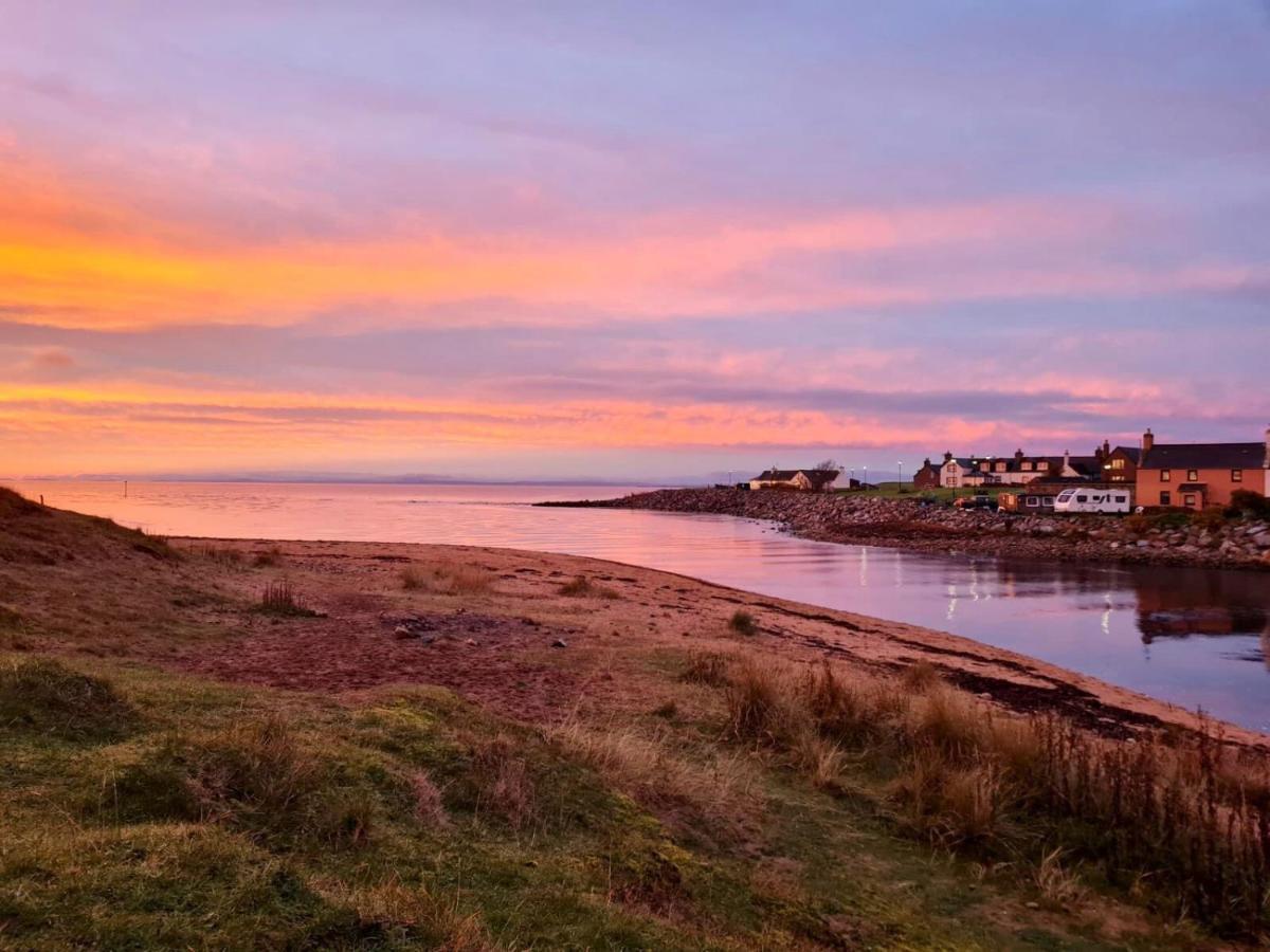 Bed and Breakfast Brora Pods Экстерьер фото